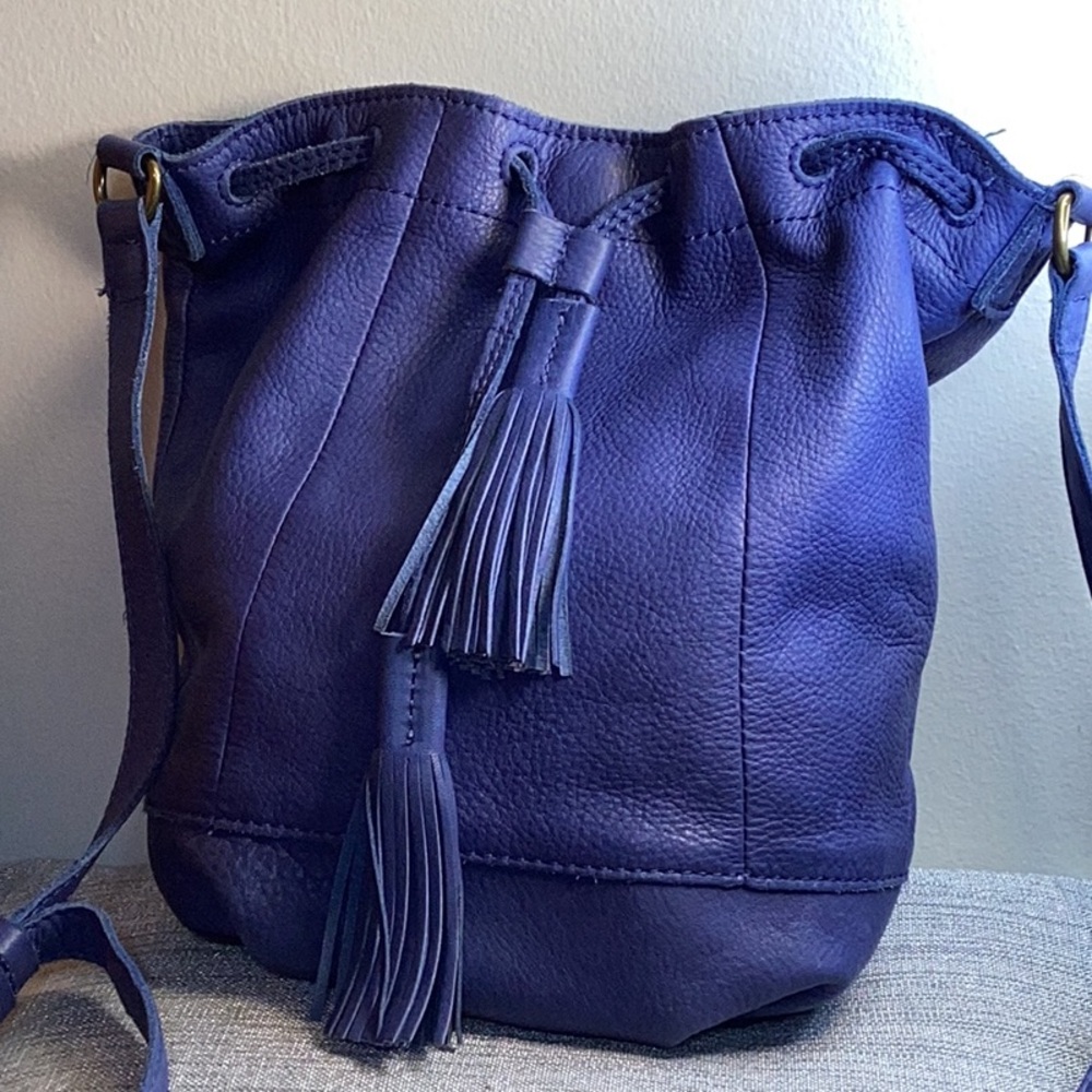 Lucky Brand leather drawstring crossbody
